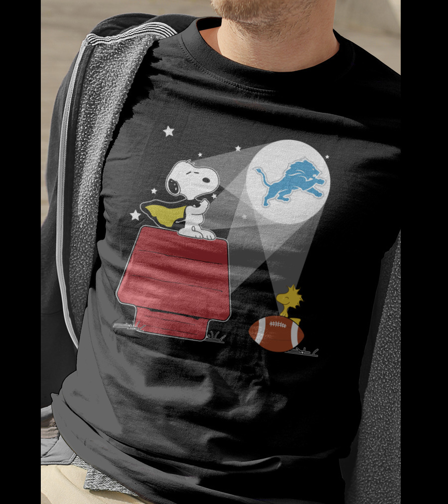 Snoopy Woodstock Moonlight Detroit Lions Football T-Shirt