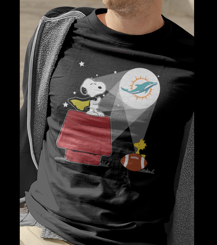 Snoopy And Woodstock Miami Dolphins Football Fan Spotlight T-Shirt