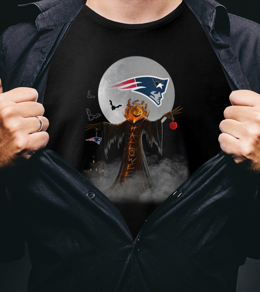 Halloween New England Patriots Pumpkin Moon Bats T-Shirt