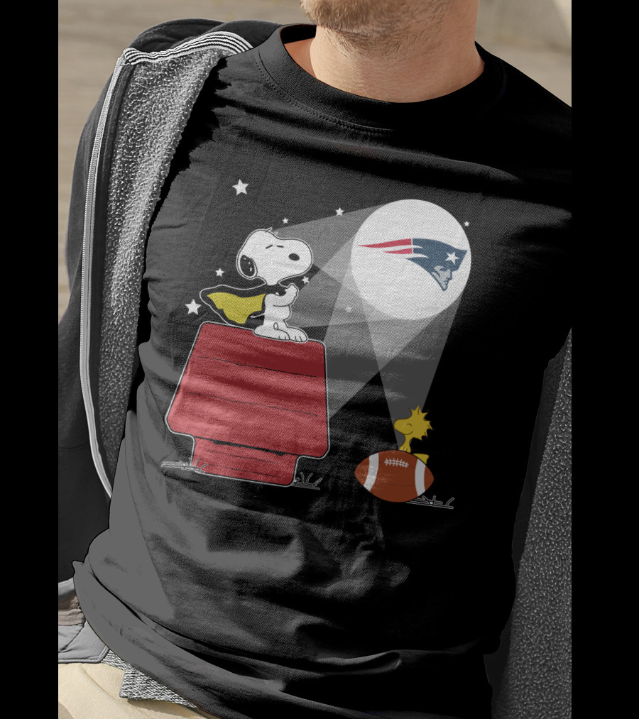 Snoopy Woodstock Peanuts New England Patriots Spotlight T-Shirt