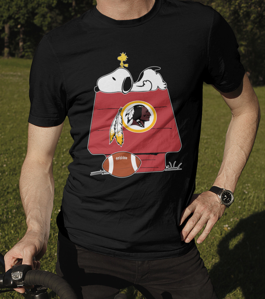 Snoopy And Woodstock With Washington Redskins Iconic Logo Football T-Shirt