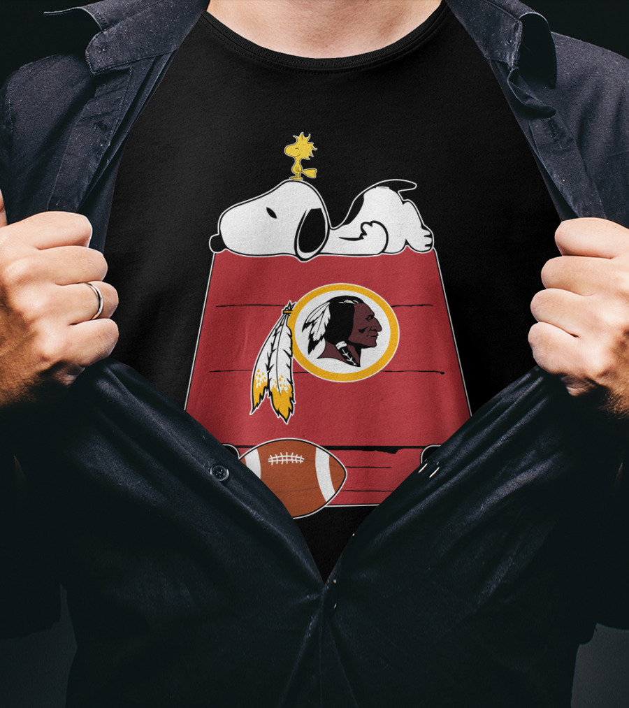 Snoopy And Woodstock With Washington Redskins Iconic Logo Football T-Shirt
