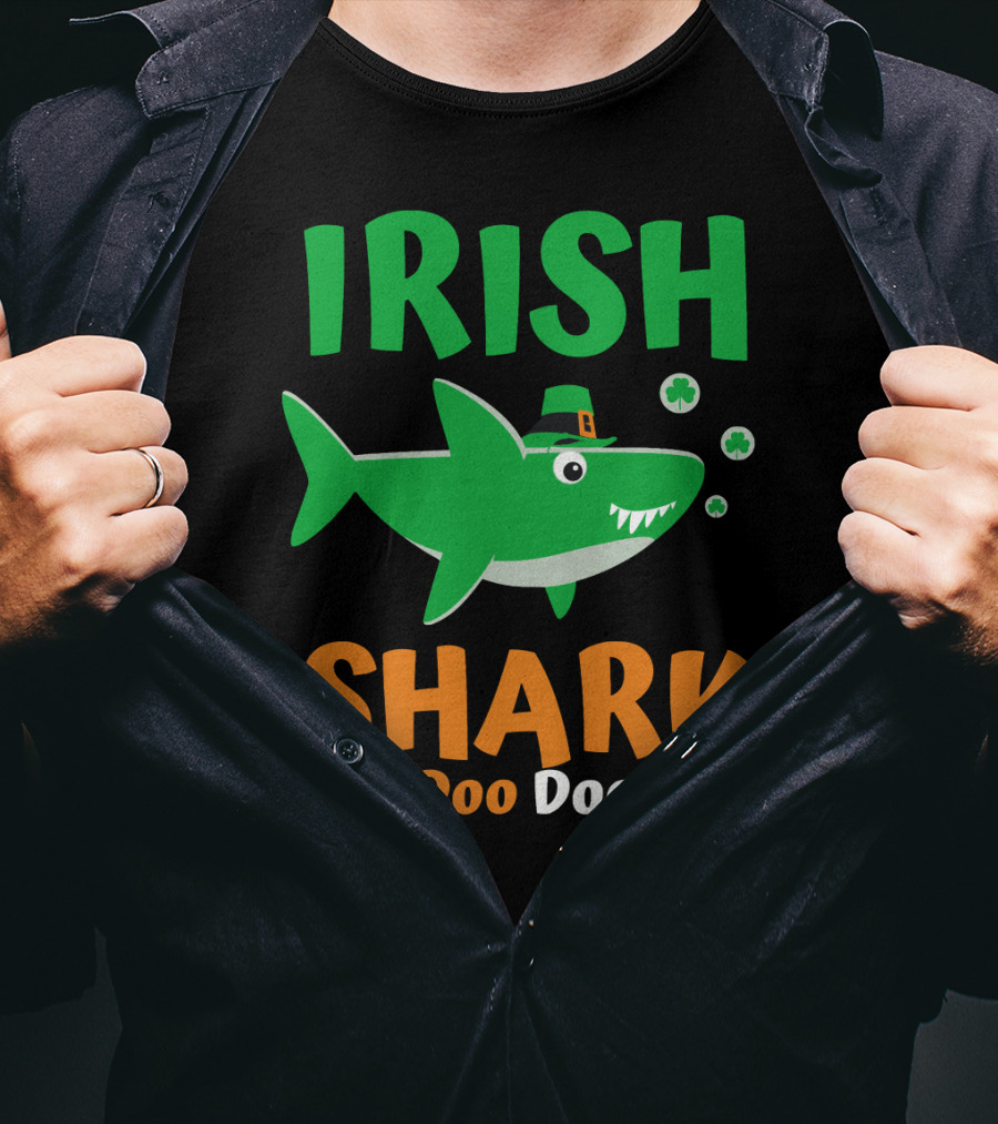 Irish Shark Doo Doo Doo St. Patrick's Day Fun With Leprechaun Hat And Shamrocks T-Shirt