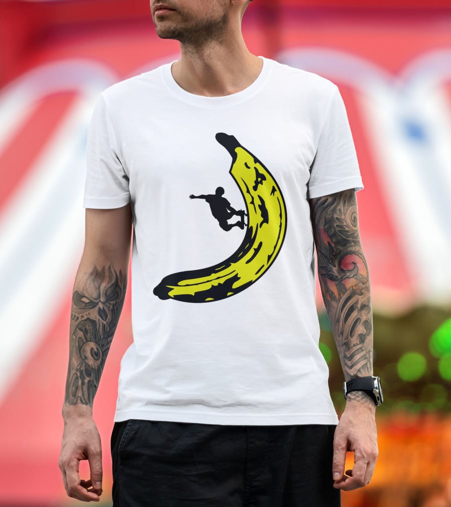 Banana Shaped Skateboard Ramp With Silhouette Skater Jumping T-Shirt