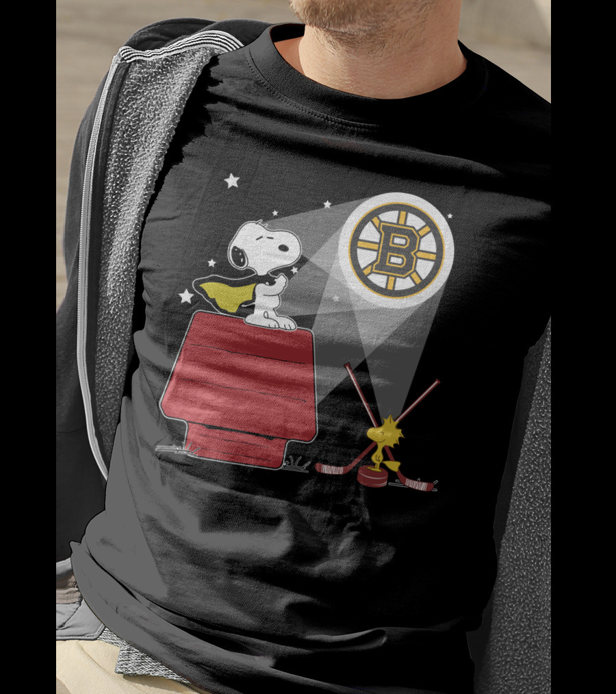 Boston Bruins Snoopy And Woodstock Lighthouse House T-Shirt