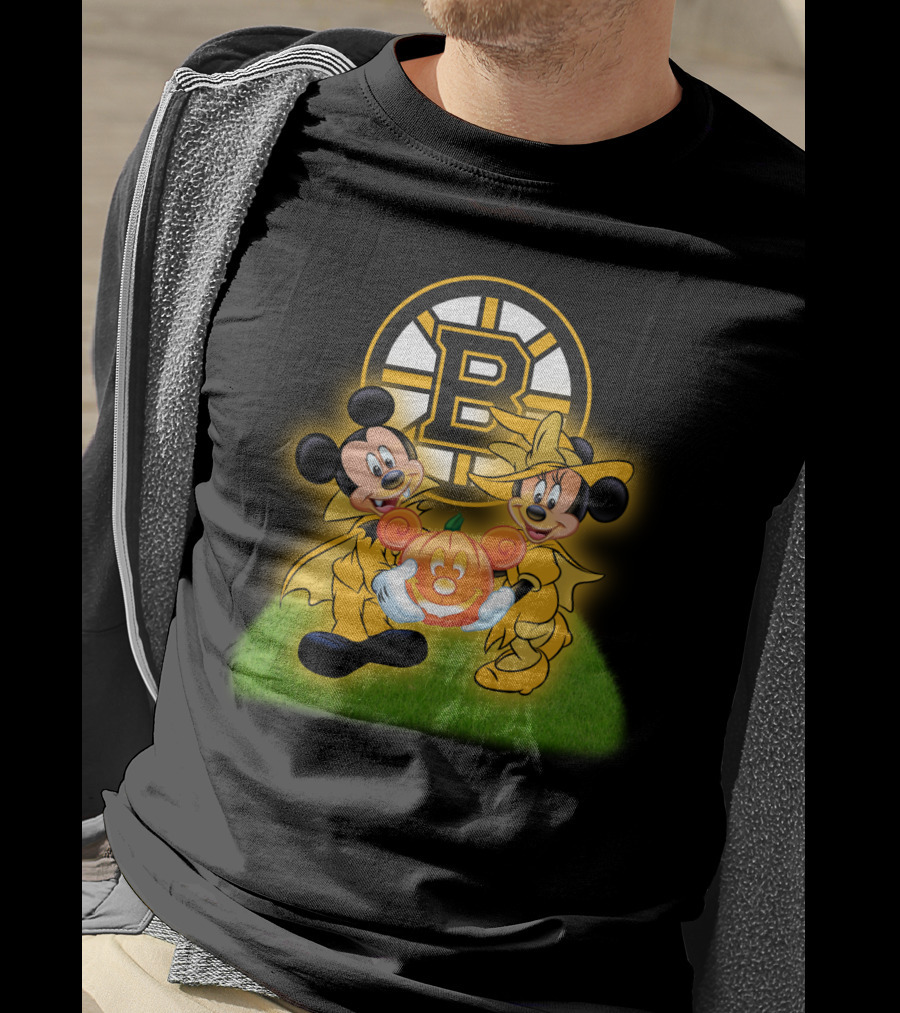 Boston Bruins Halloween Mickey And Minnie With Pumpkin T-Shirt