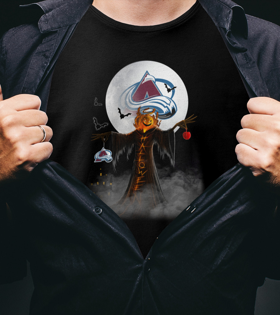 Halloween Colorado Avalanche Moonlit Pumpkin Scarecrow With Bats And Haunted Castle T-Shirt