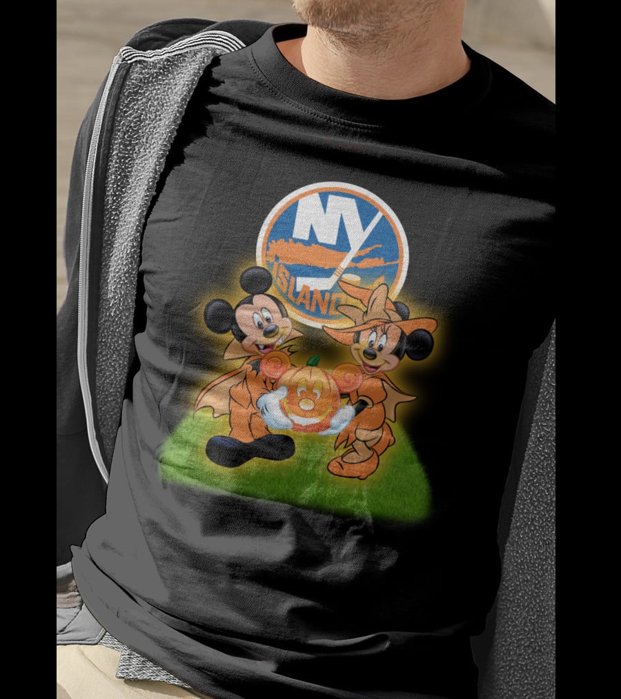Halloween New York Islanders Mickey And Friends Pumpkin Celebration T-Shirt
