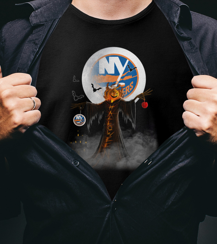 Halloween New York Islanders Pumpkin Moon Bats Spooky Scene T-Shirt