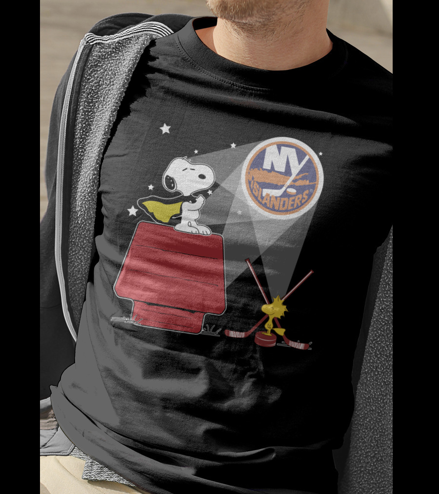 Ny Islanders Snoopy Woodstock Hockey Fan Scene T-Shirt