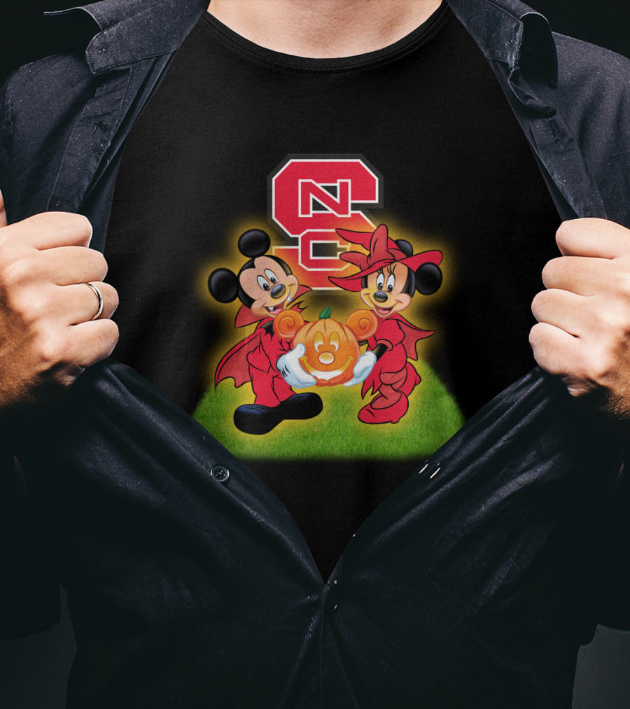 Nc State Wolfpack Halloween Football Mickey Minnie Pumpkin T-Shirt