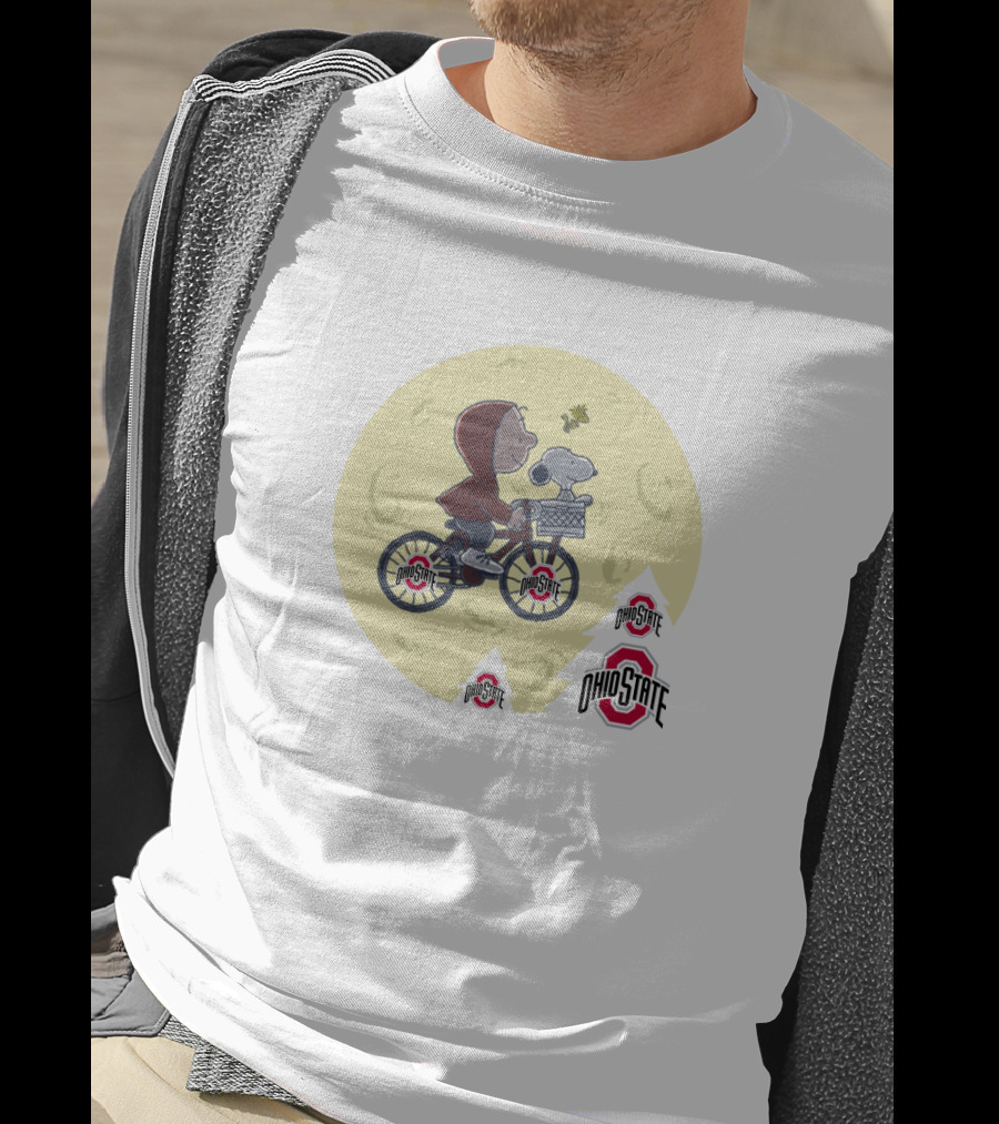 Ohio State Buckeyes Halloween Moon Ride With Beagle And Bicycle T-Shirt