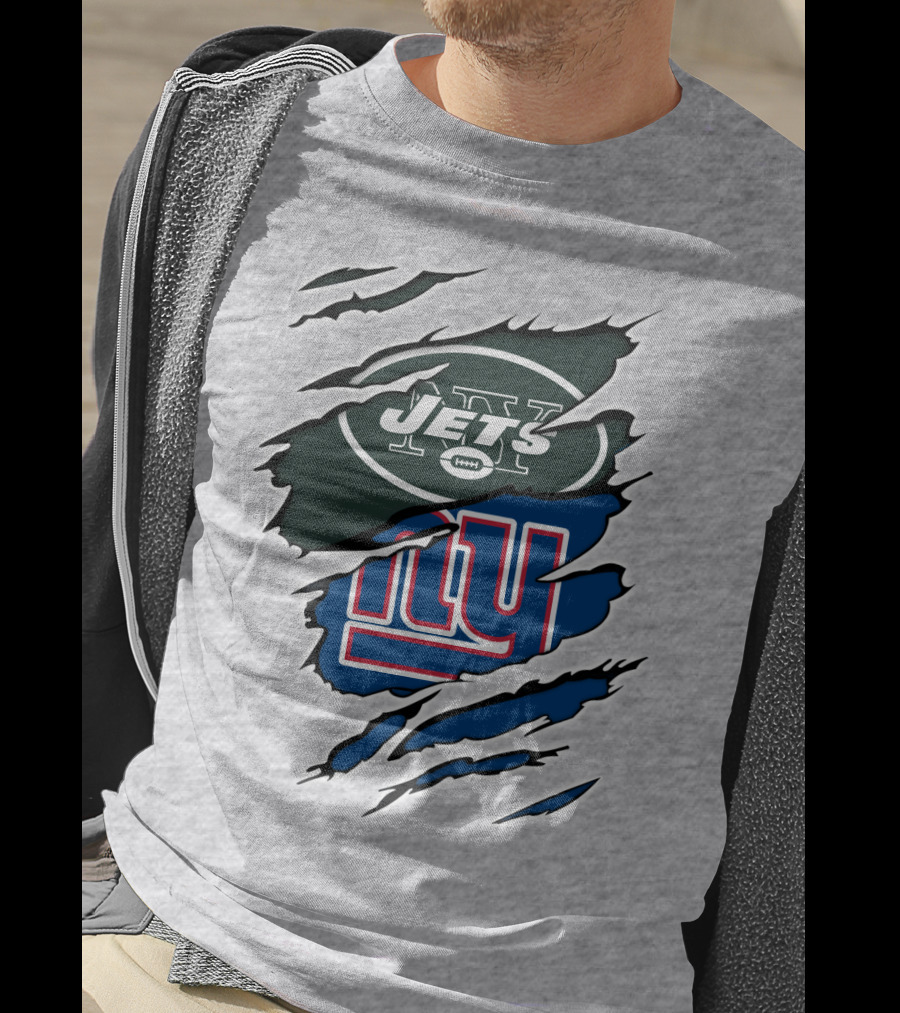 New York Jets Giants Football Rivalry Claw Marks T-Shirt