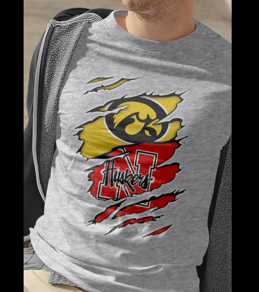 Hawkeyes Huskers Iowa Nebraska Clash T-Shirt