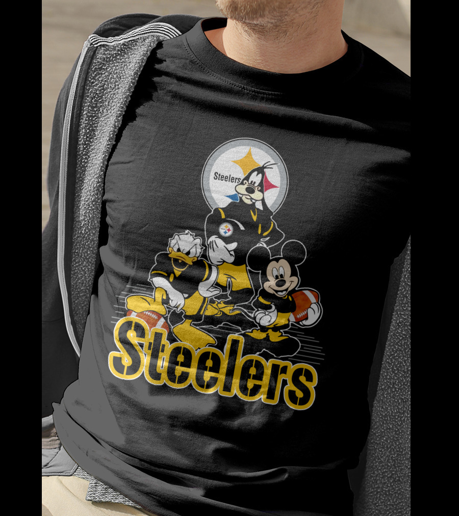 Steelers Mickey Donald Goofy Football Team Friendship T-Shirt