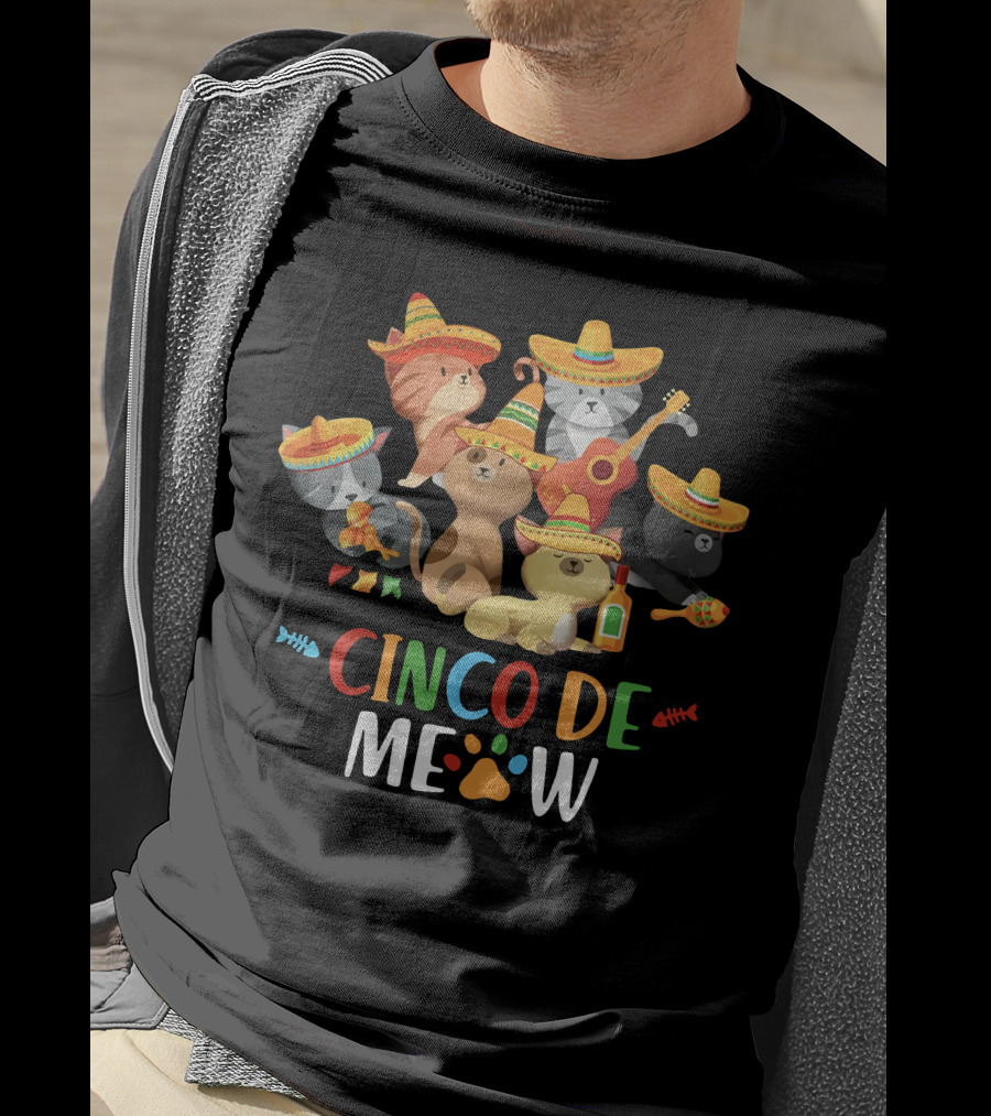 CINCO DE MEOW Sombrero Cats With Guitar And Maracas T-Shirt