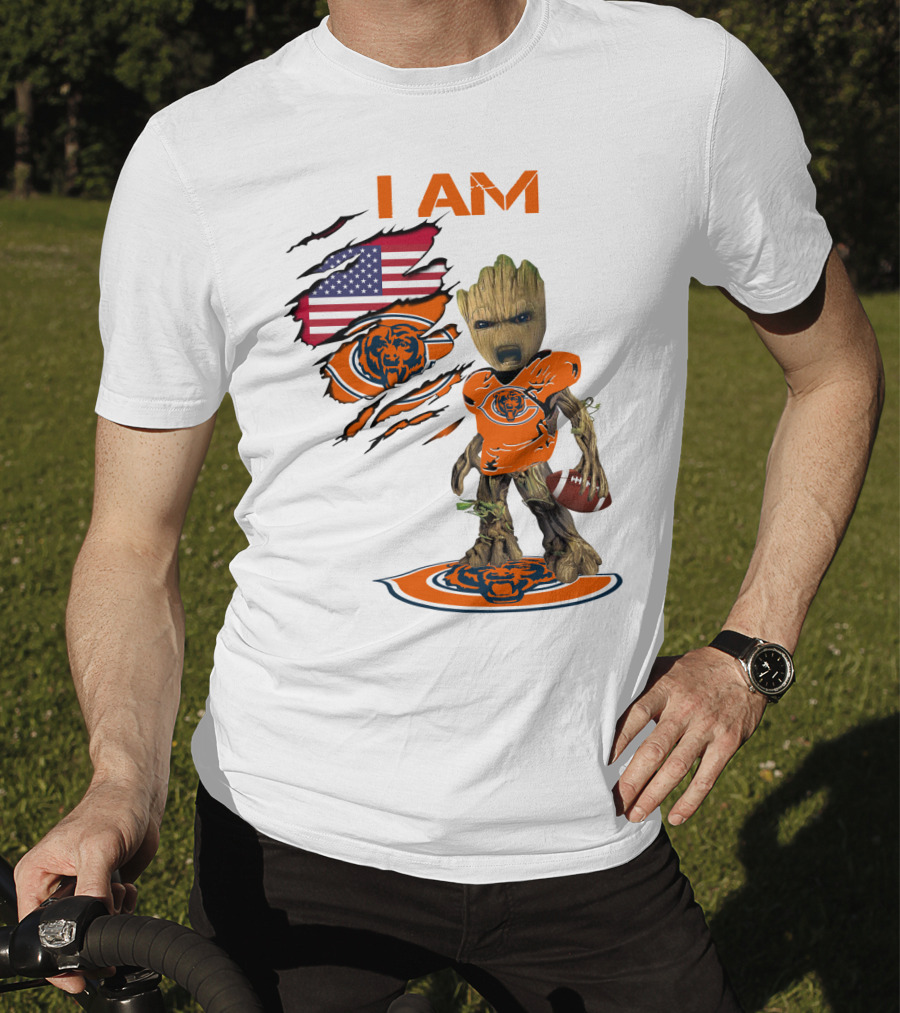 I AM Bears Baby Groot Holding Football With American Flag And Chicago Bears T-Shirt