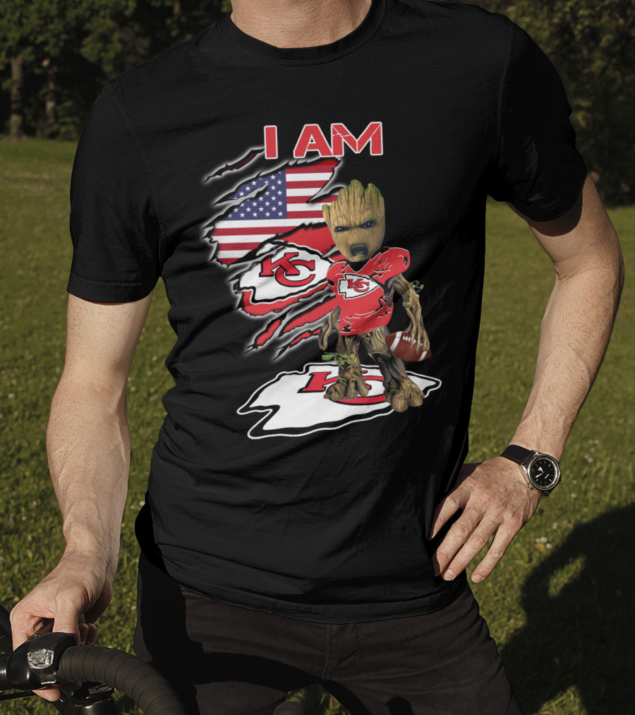 I Am Kc Chiefs Groot American Football Fan Usa Flag T-Shirt
