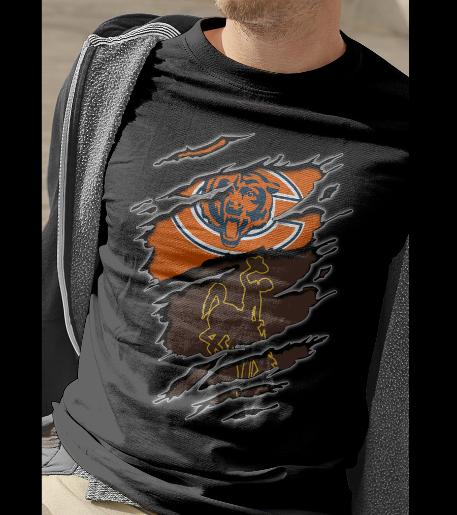 Bears Wyoming Cowboy Dual Symbol Rip T-Shirt