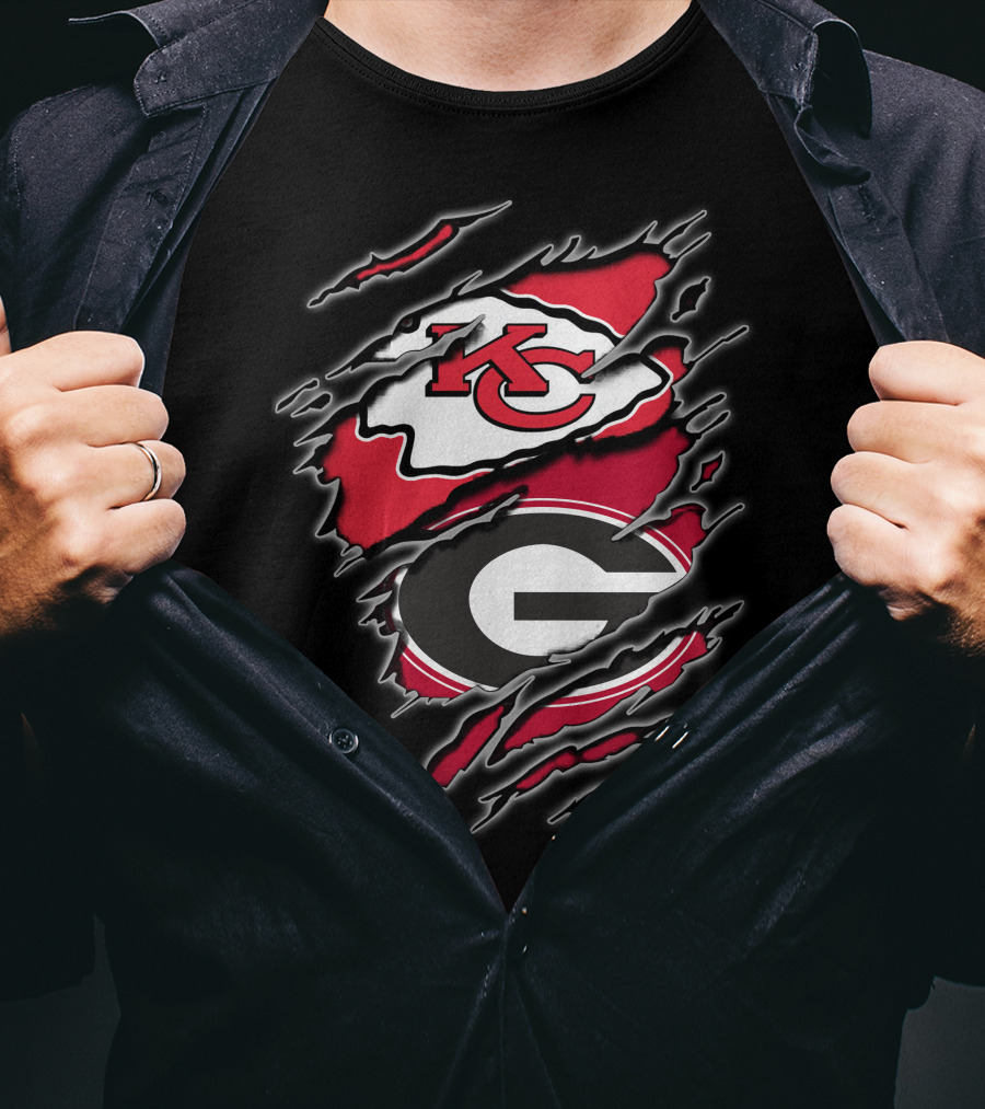 Chiefs Bulldogs KC G Logo Torn Layer T-Shirt