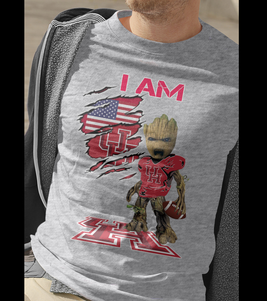 I AM Houtons Baby Groot UH Football American Flag Background T-Shirt