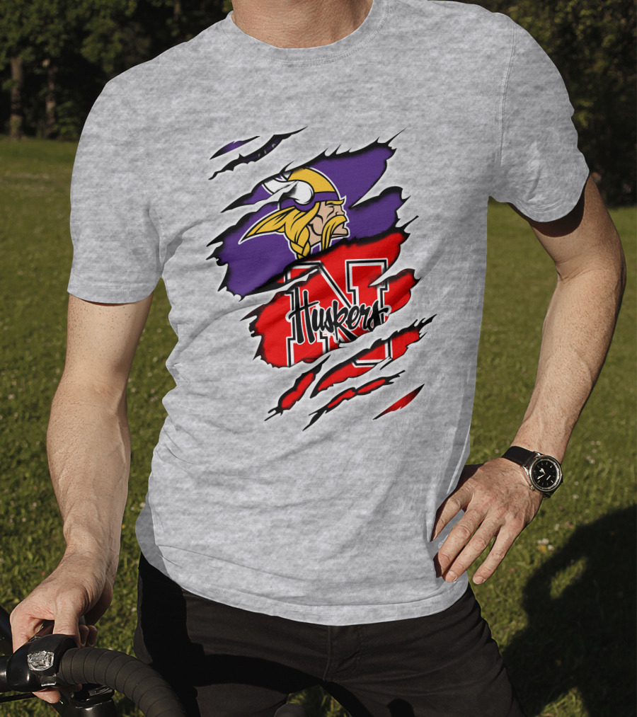 Vikings Huskers Claw Marks Logo Fusion T-Shirt