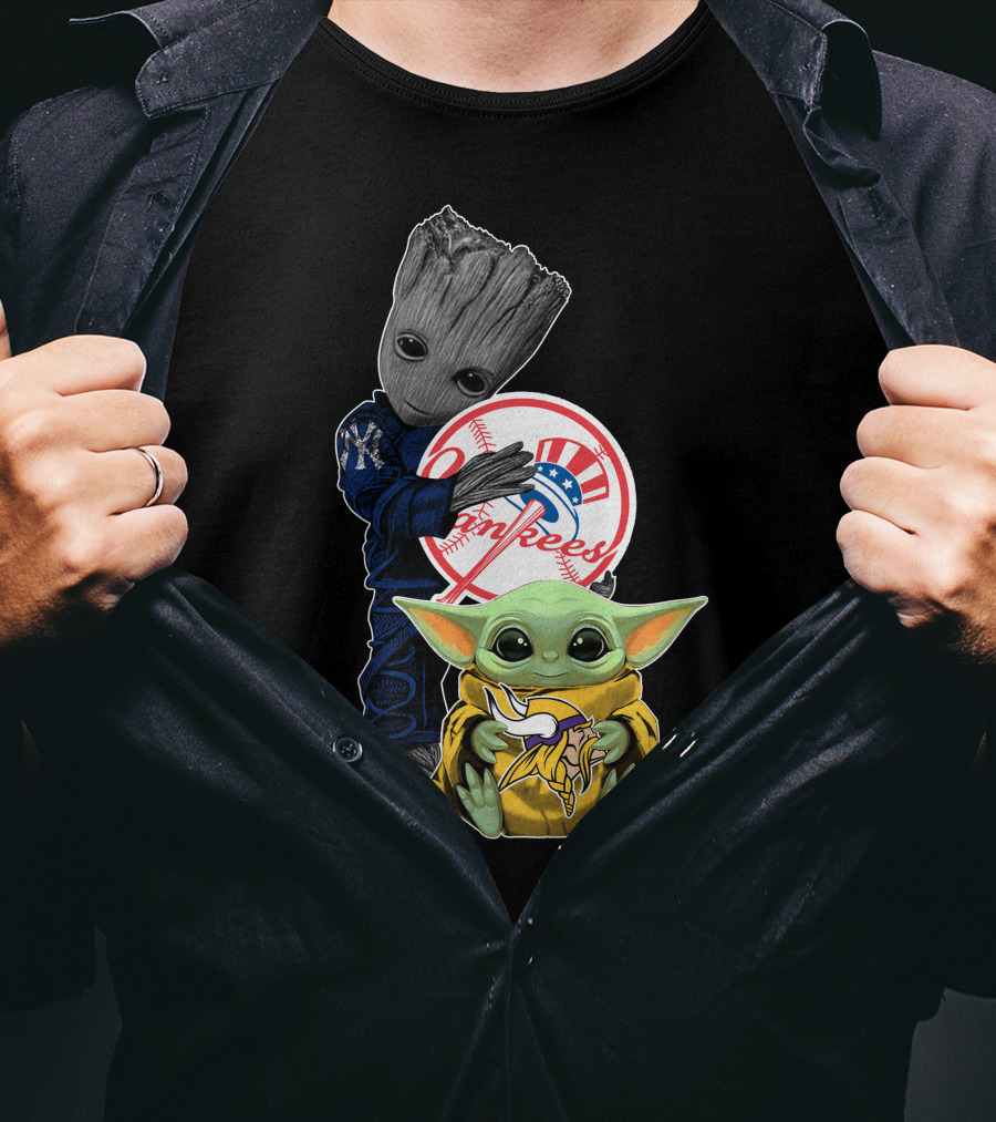 Yankees Baby Yoda With Groot Hugging Baseball T-Shirt