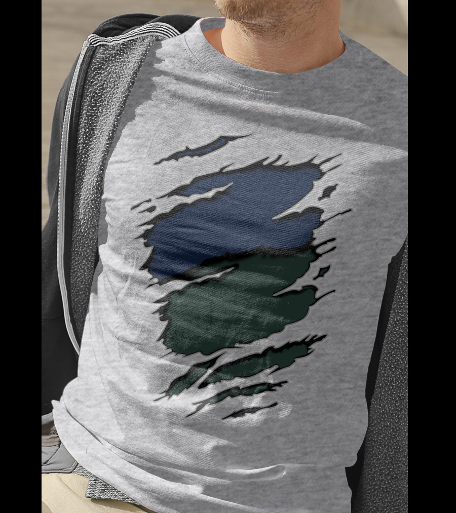 Je Me Ripped Two-Tone Claw Marks T-Shirt
