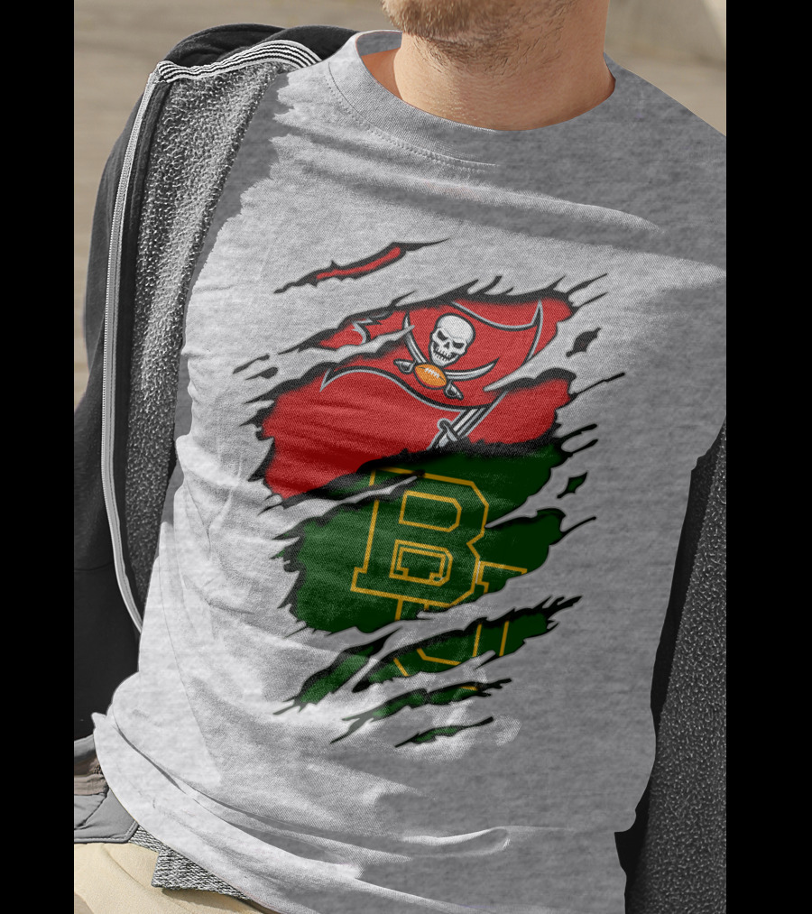 Buccaneers Baylors Skull Flag Ripped T-Shirt