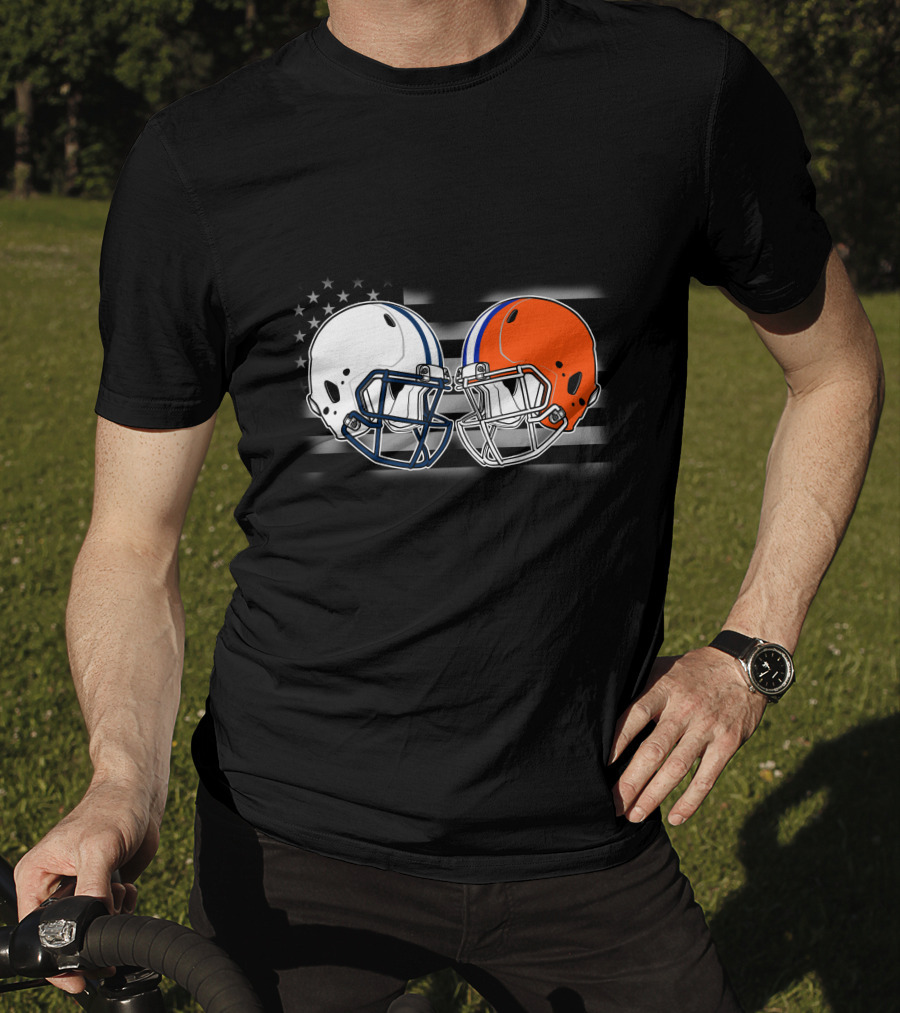 Tita-Gato American Football Helmets And Flag Black T-Shirt