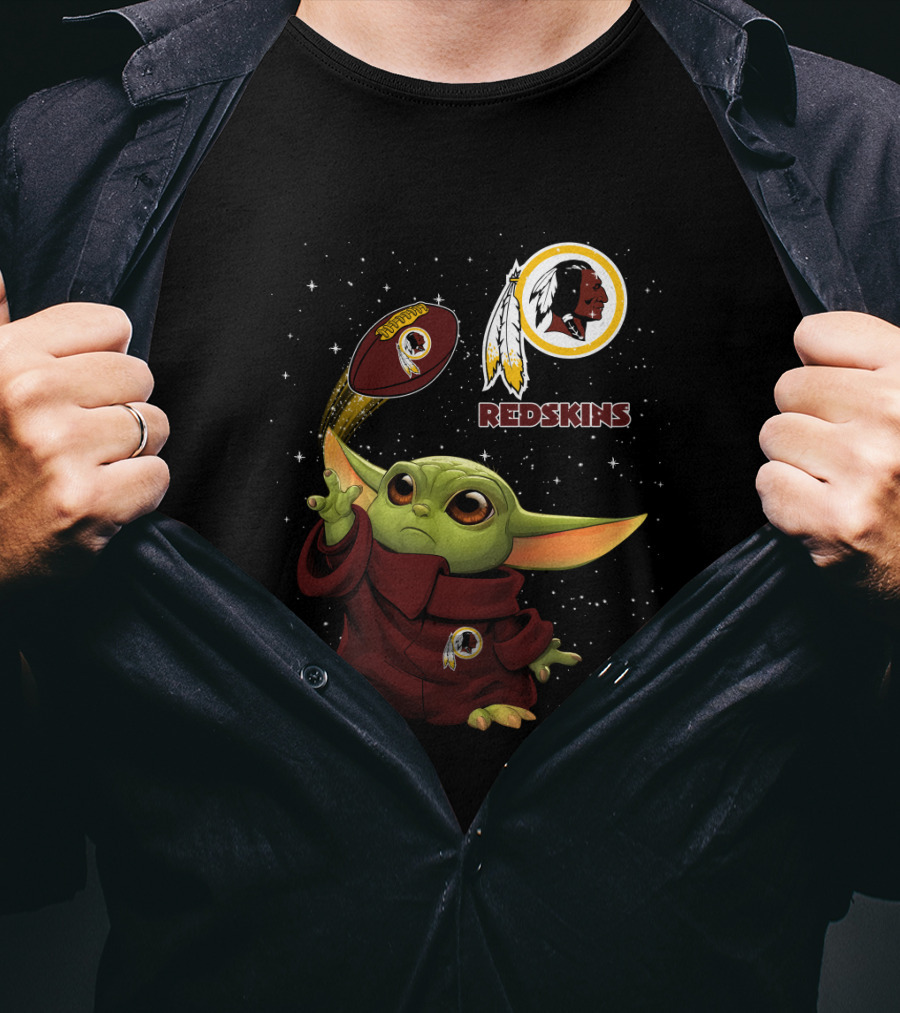 Baby Yoda Washington Redskins Logo Football T-Shirt