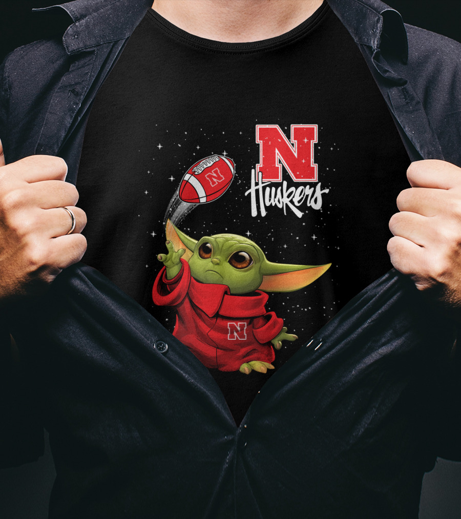 Baby Yoda Nebraska Cornhuskers N Huskers Football Throw T-Shirt