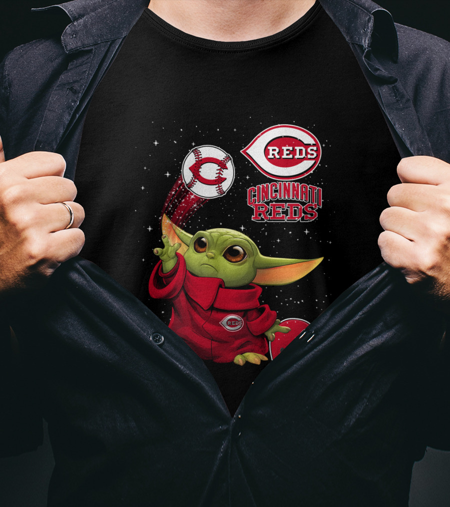Baby Yoda Cincinnati Reds Baseball Star Wars Crossover T-Shirt
