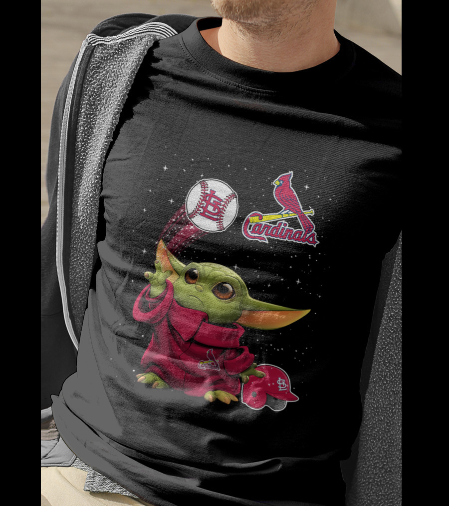 Baby Yoda With St. Louis Cardinals Baseball Starry T-Shirt