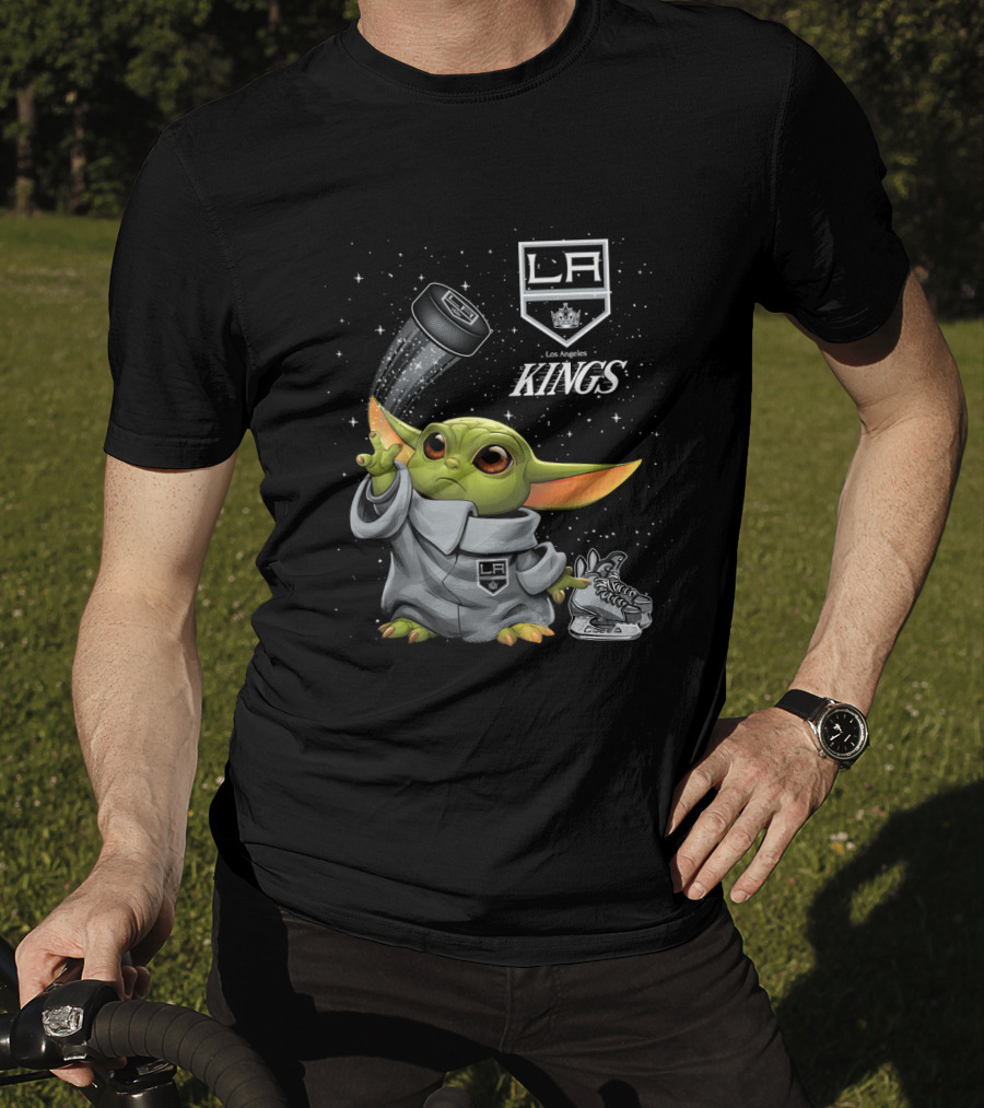 Baby Yoda LA Kings Los Angeles Hockey T-Shirt