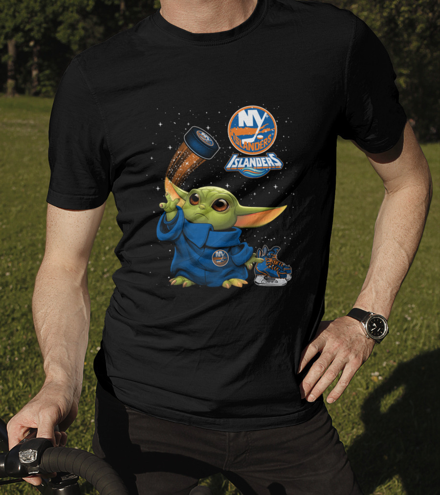 NY Islanders Baby Yoda Hockey Puck Magic T-Shirt