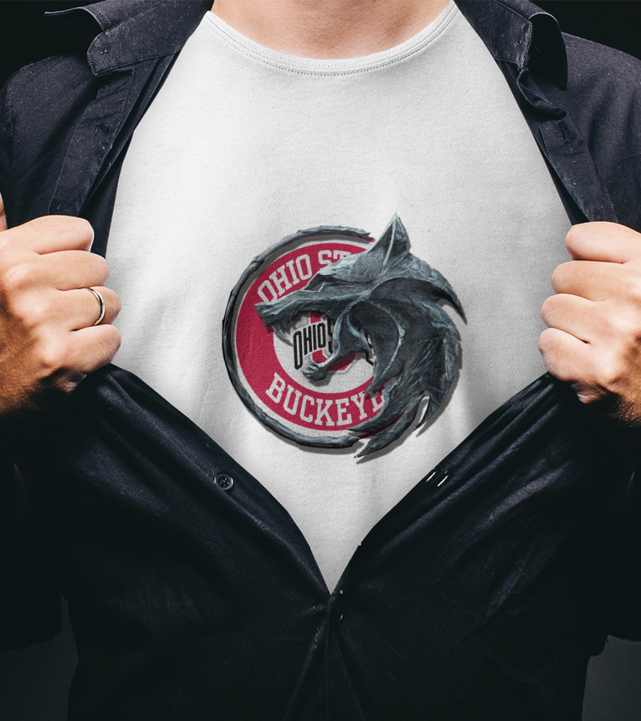 Ohio State Buckeyes Wolf Medallion Cht1Twnc2017 T-Shirt