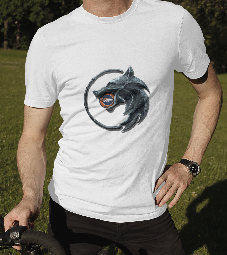 Cht1Twnfl1010 Denver Broncos Wolf T-Shirt