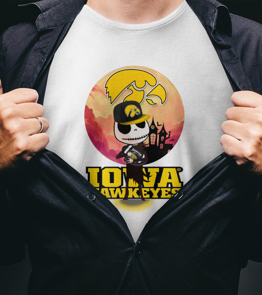 Iowa Hawkeyes Halloween Skull T-Shirt