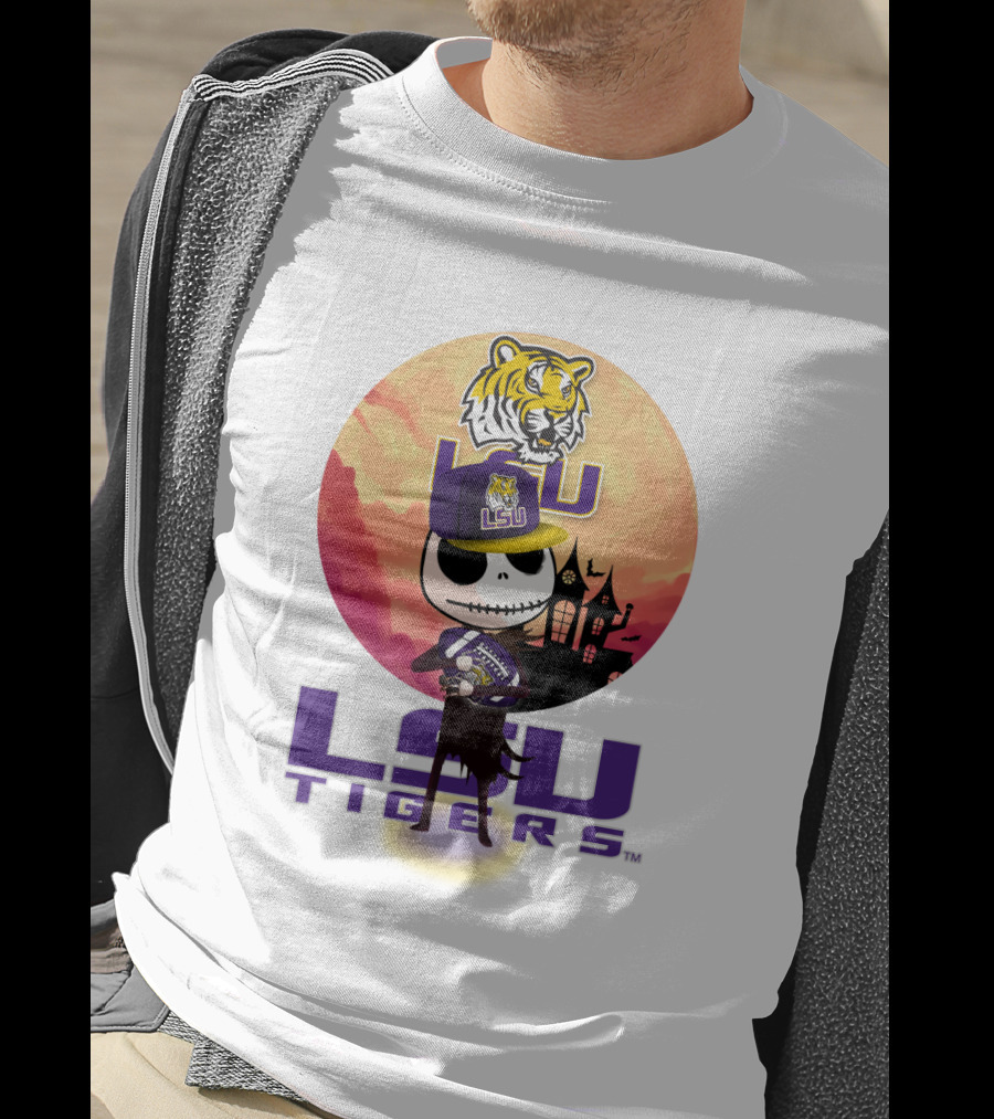 Lsu Tigers Halloween Skeleton In Hat With Tiger And Haunted House T-Shirt