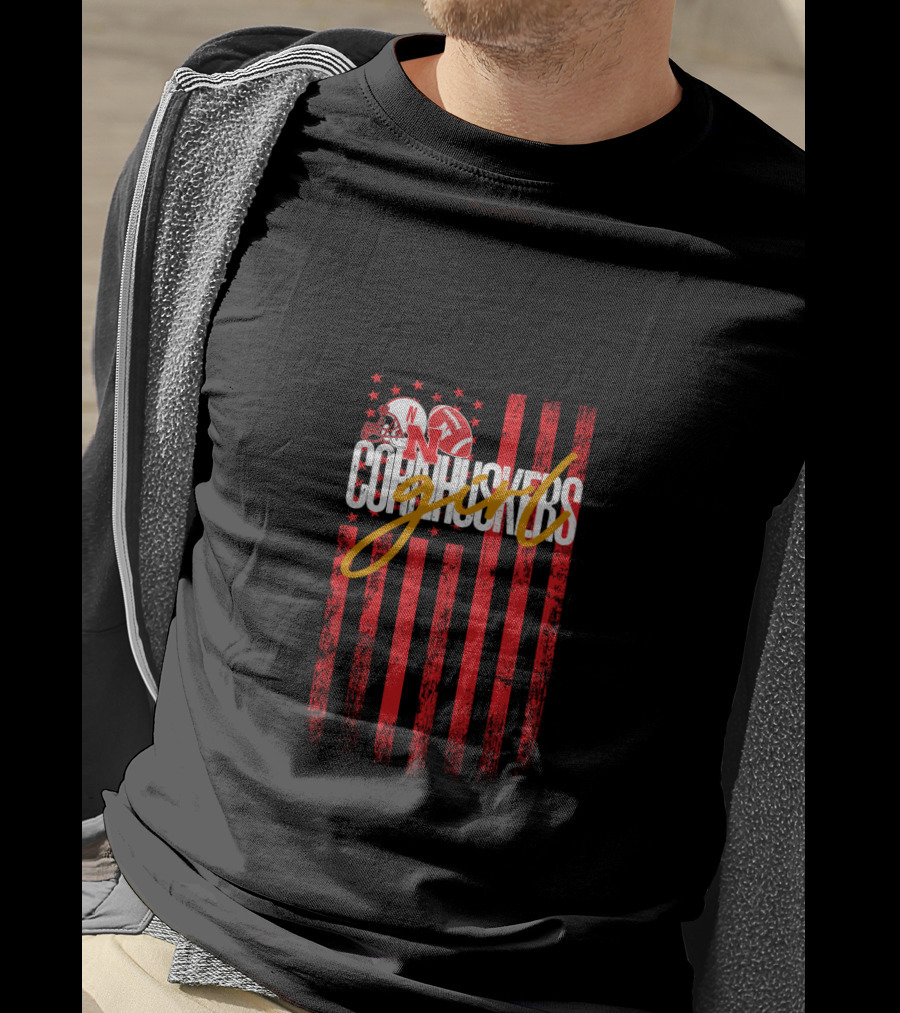 Cornhuskers N Helmet Script Flag Stars Red Stripes Chtnca3008 T-Shirt