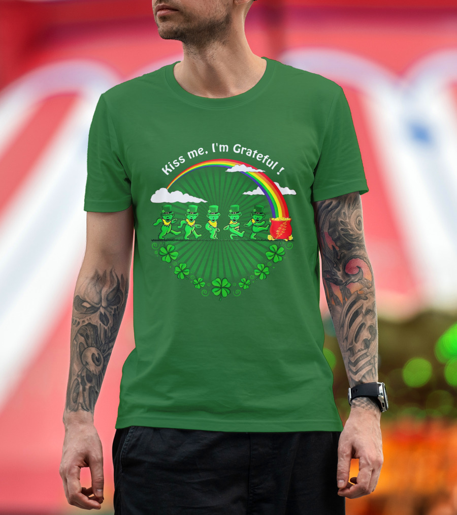 Kiss Me I'm Grateful Rainbow Leprechauns And Shamrock Parade T-Shirt
