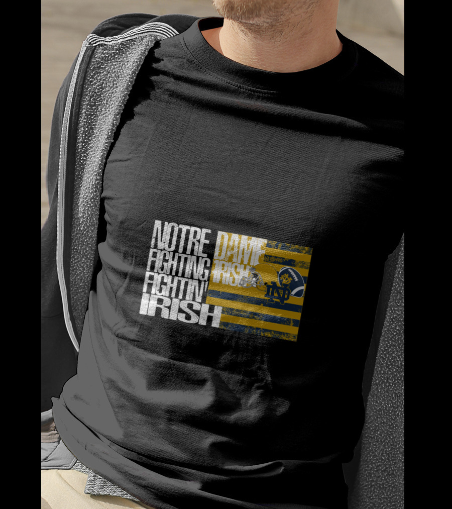 Notre Dame Fighting Irish Nd Helmet Flag Vintage Style Chtnca7018 T-Shirt