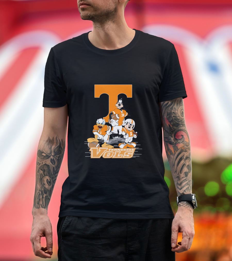 Tennessee Vols T Logo Donald Goofy Mickey Football Players T-Shirt