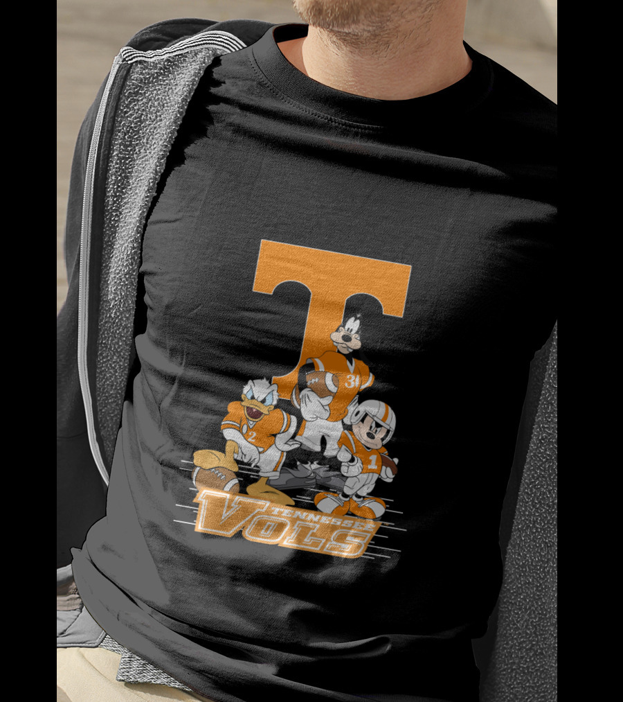 Tennessee Vols T Logo Donald Goofy Mickey Football Players T-Shirt