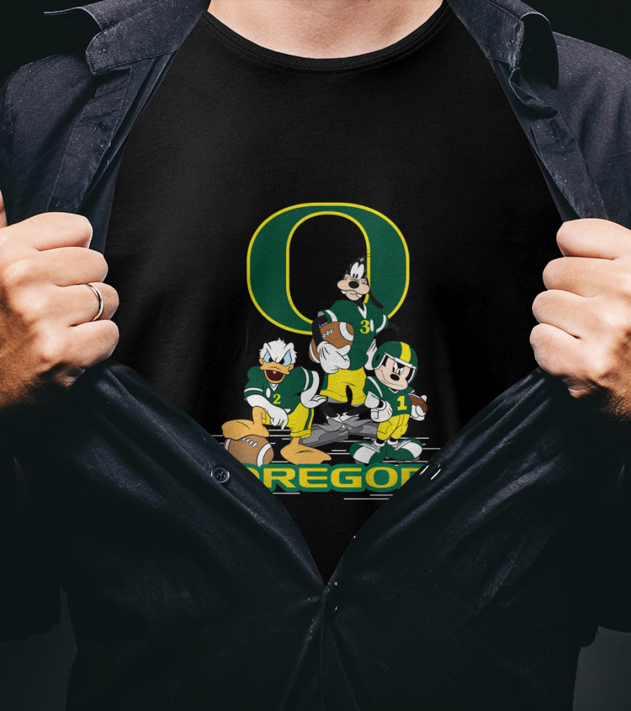 Chtnca10025 Oregon Football Donald Duck Goofy Mickey Mouse T-Shirt