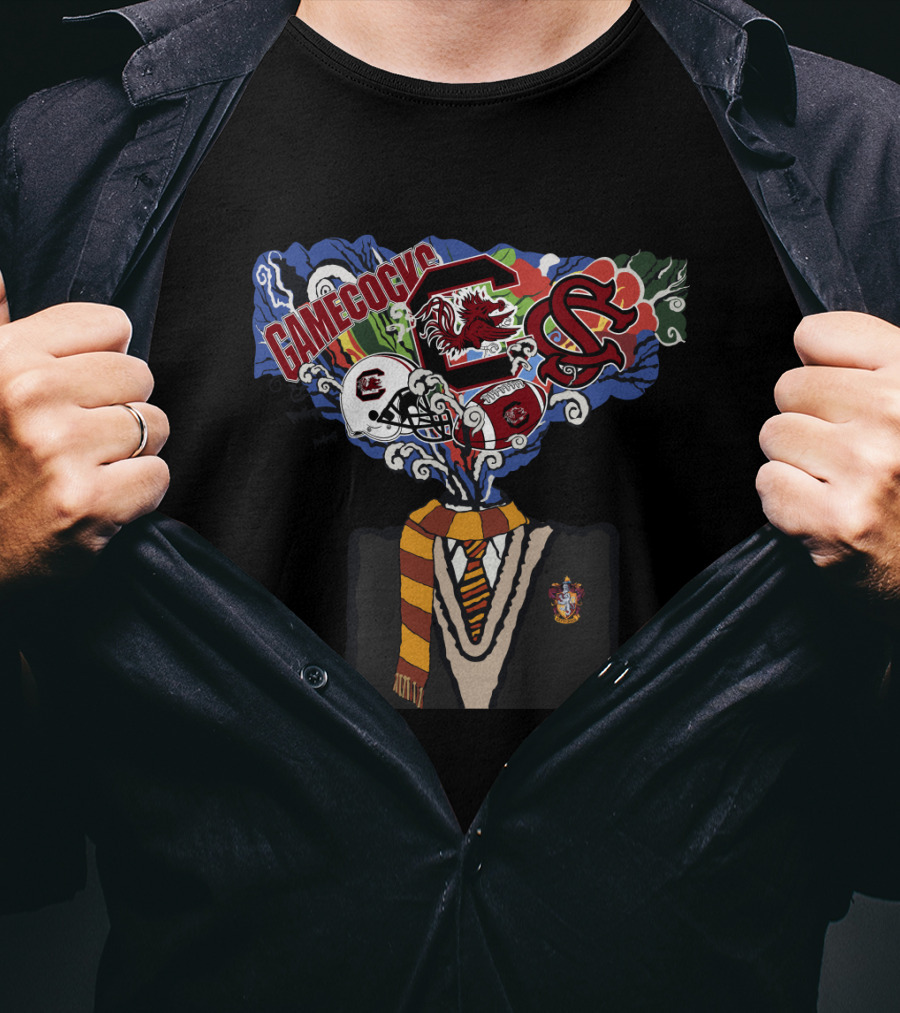 Gamecocks Hogwarts Crossover With Gryffindor And University Of South Carolina Logos T-Shirt