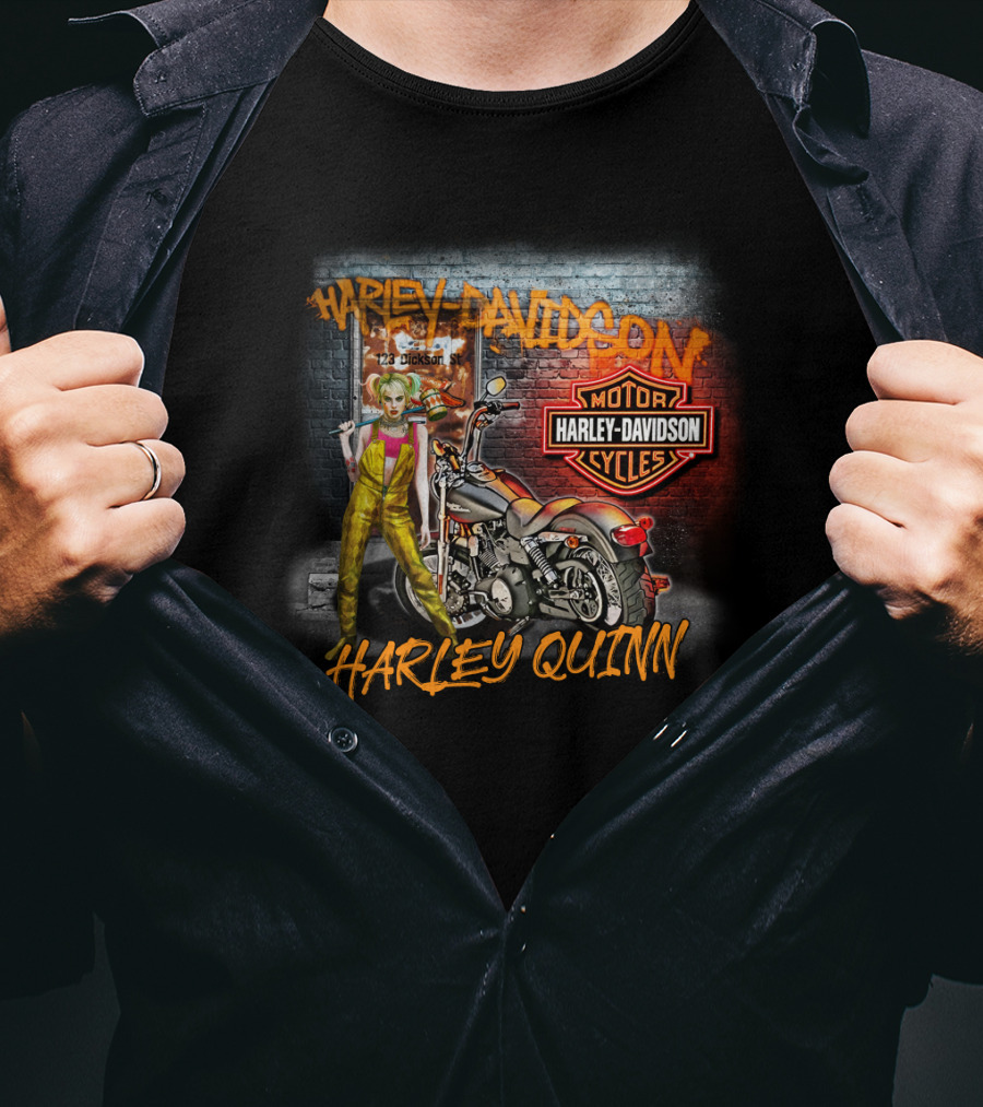 Harley Quinn Harley Davidson Motor Cycles Street Scene T-Shirt