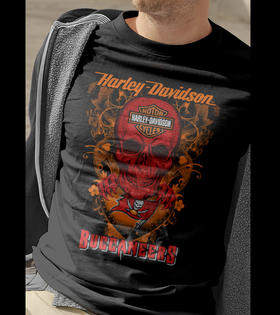 Harley Davidson Motor Cycles Buccaneers Tampa Bay Skull T-Shirt