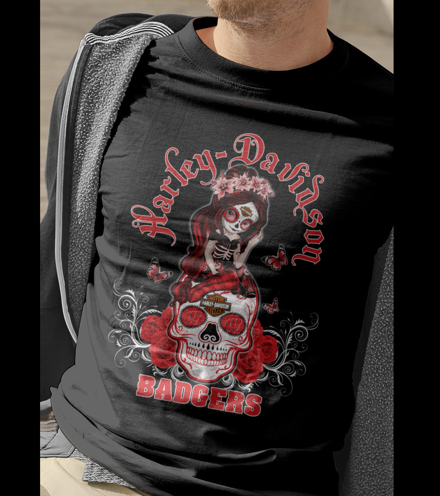 Harley Davidson Wisconsin Badgers Skull Rose Blossoms T-Shirt
